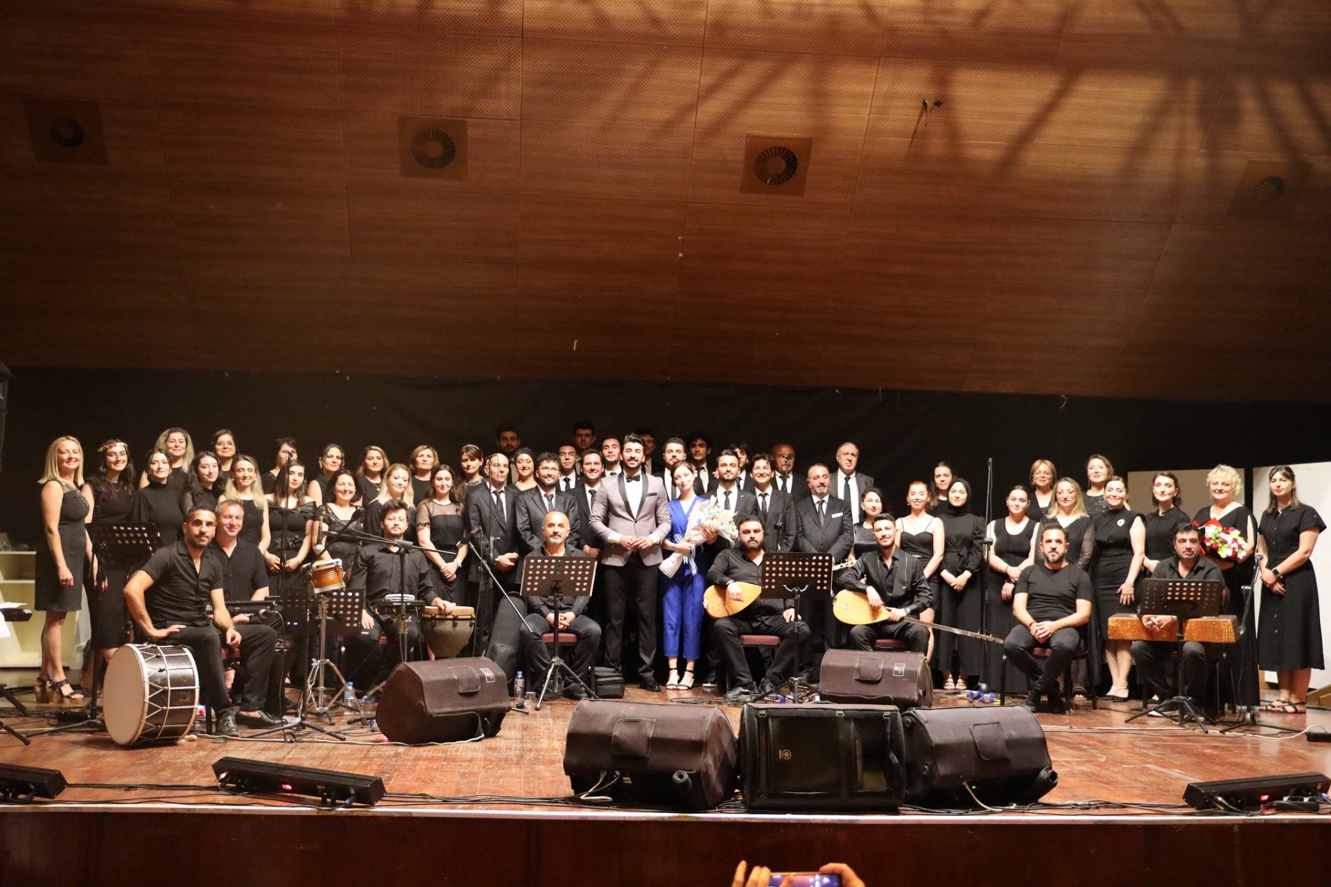 Sakarya Ticaret Borsası Türk halk müziğinden eşsiz eserlerle Yaz Konserini gerçekleştirdi.